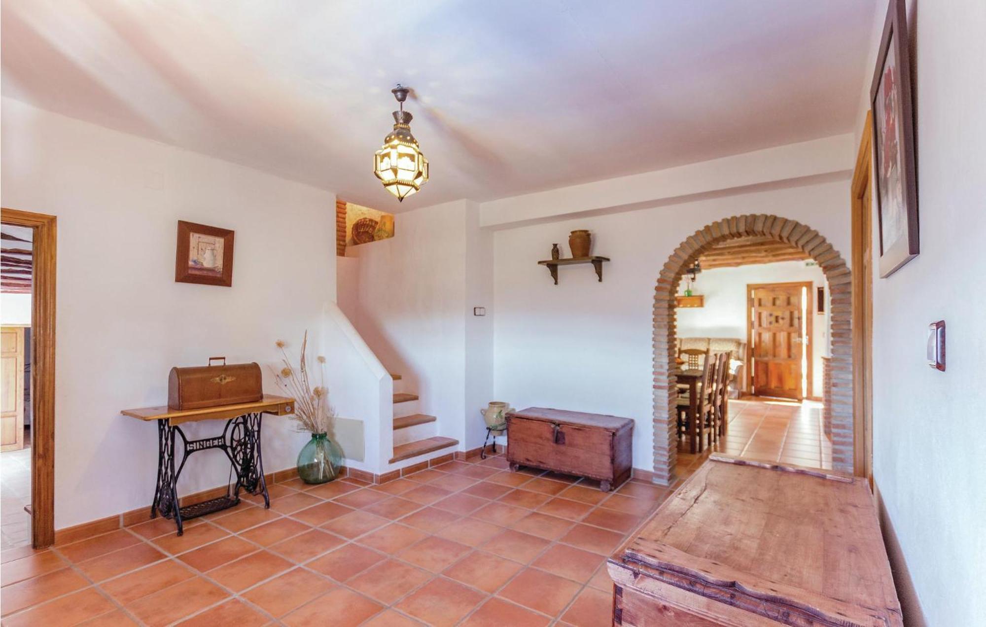 8 Bedroom Lovely Home In Iznajar Luaran gambar