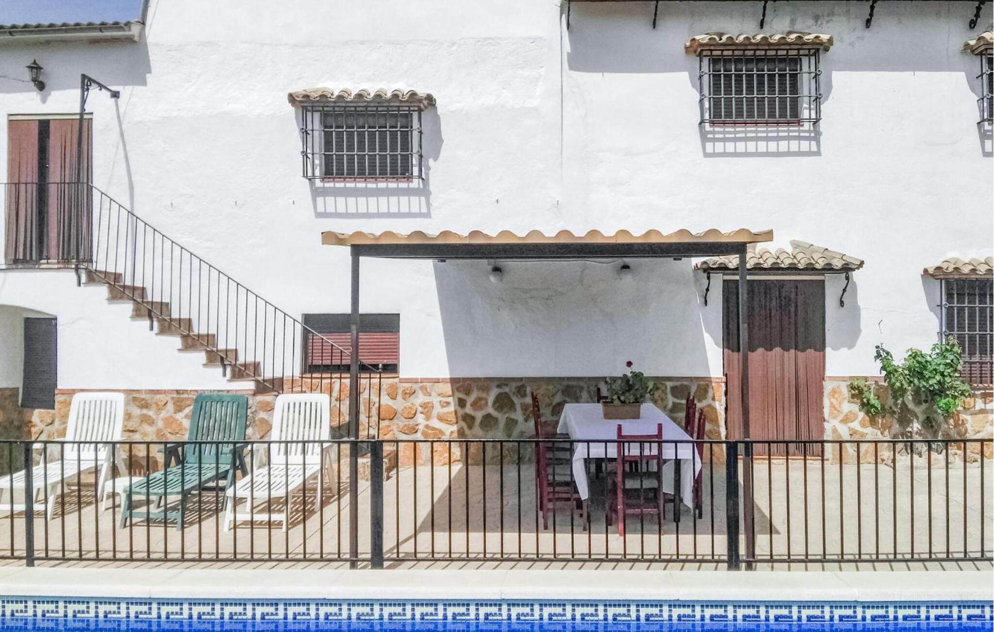 8 Bedroom Lovely Home In Iznajar Luaran gambar